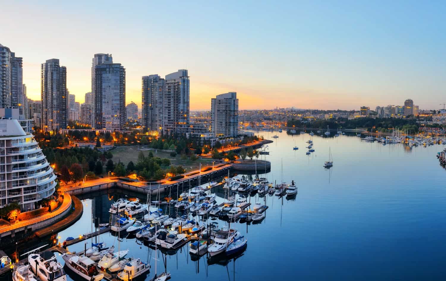 Explore the breathtaking views of Vancouver with Burrard Queen scenic routes